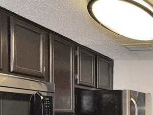 Huntington Glen Apartments Bedford Kitchen with Espresso Cabinetry